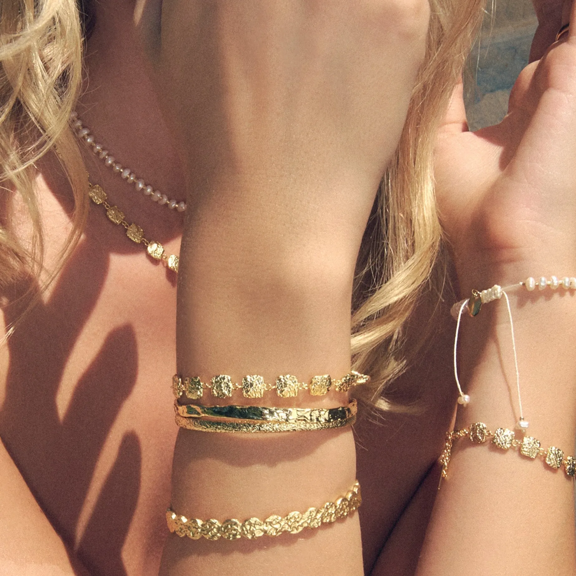 AOE Emilia Bracelet GOLD