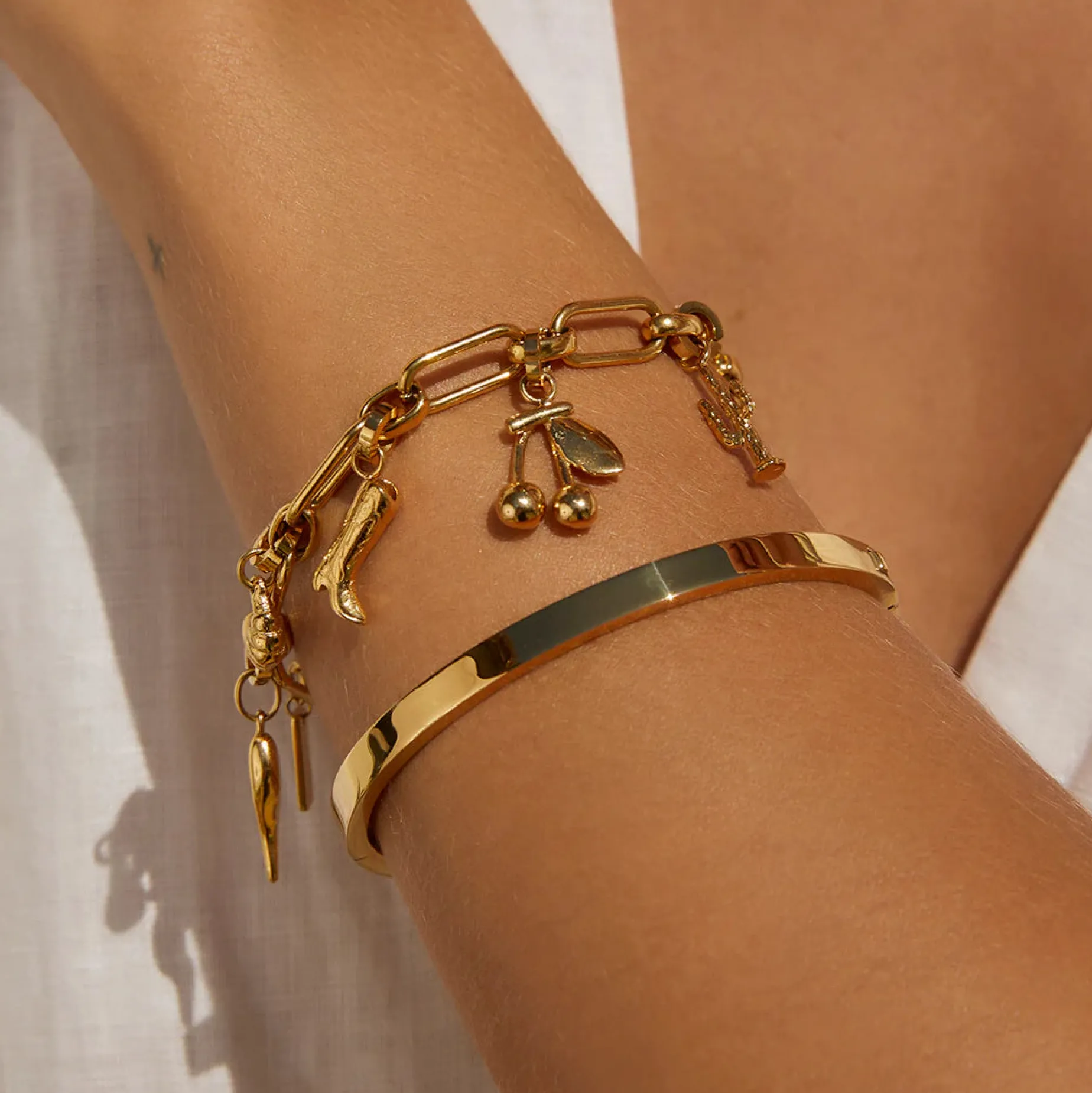 Arms of Eve Noah Bracelet GOLD