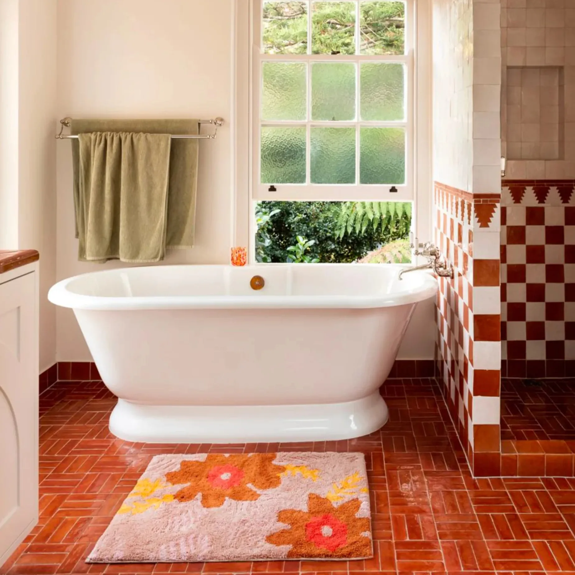 B&N23 Bathmat SUNSET FLORAL PINK