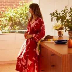 BONNIE & NEIL Carmine Robe BURGUNDY