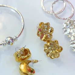 Camellia Earrings GOLD