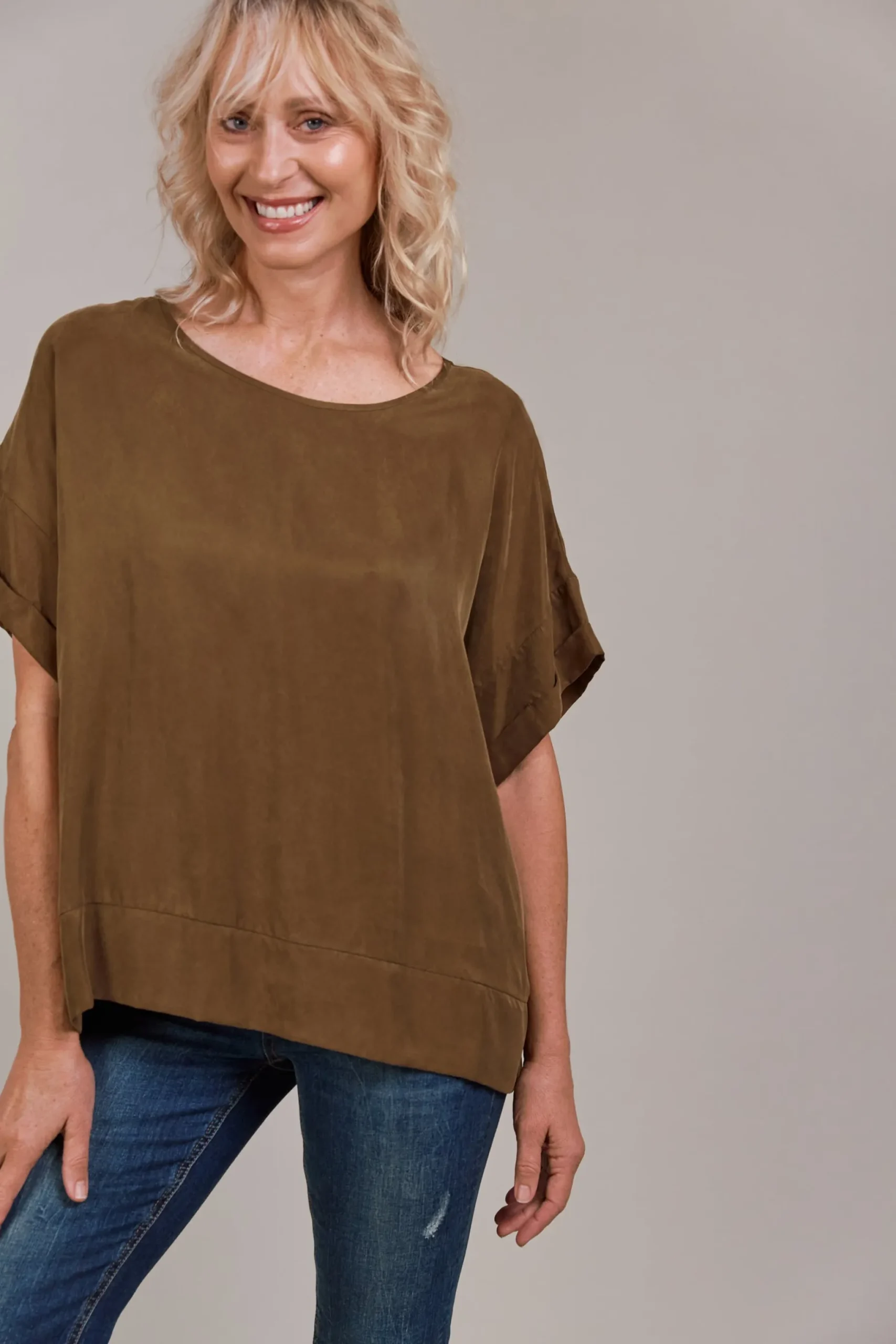 EB&IVE Eden Relaxed Top TOBACCO