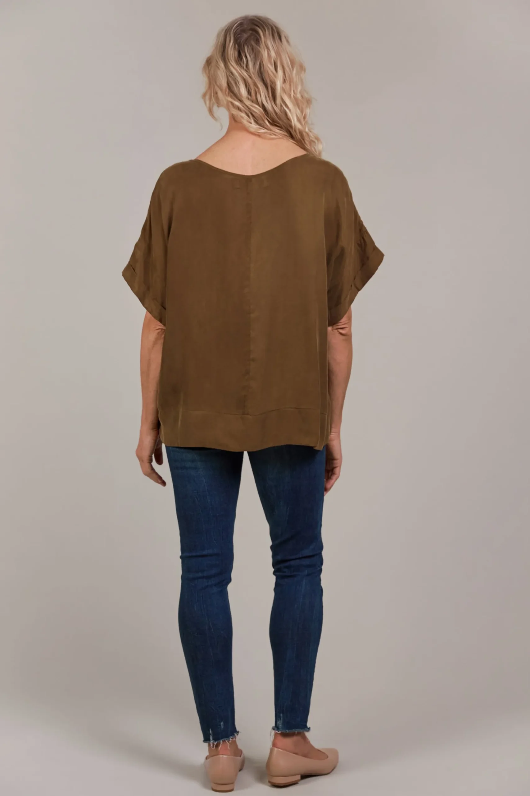 EB&IVE Eden Relaxed Top TOBACCO