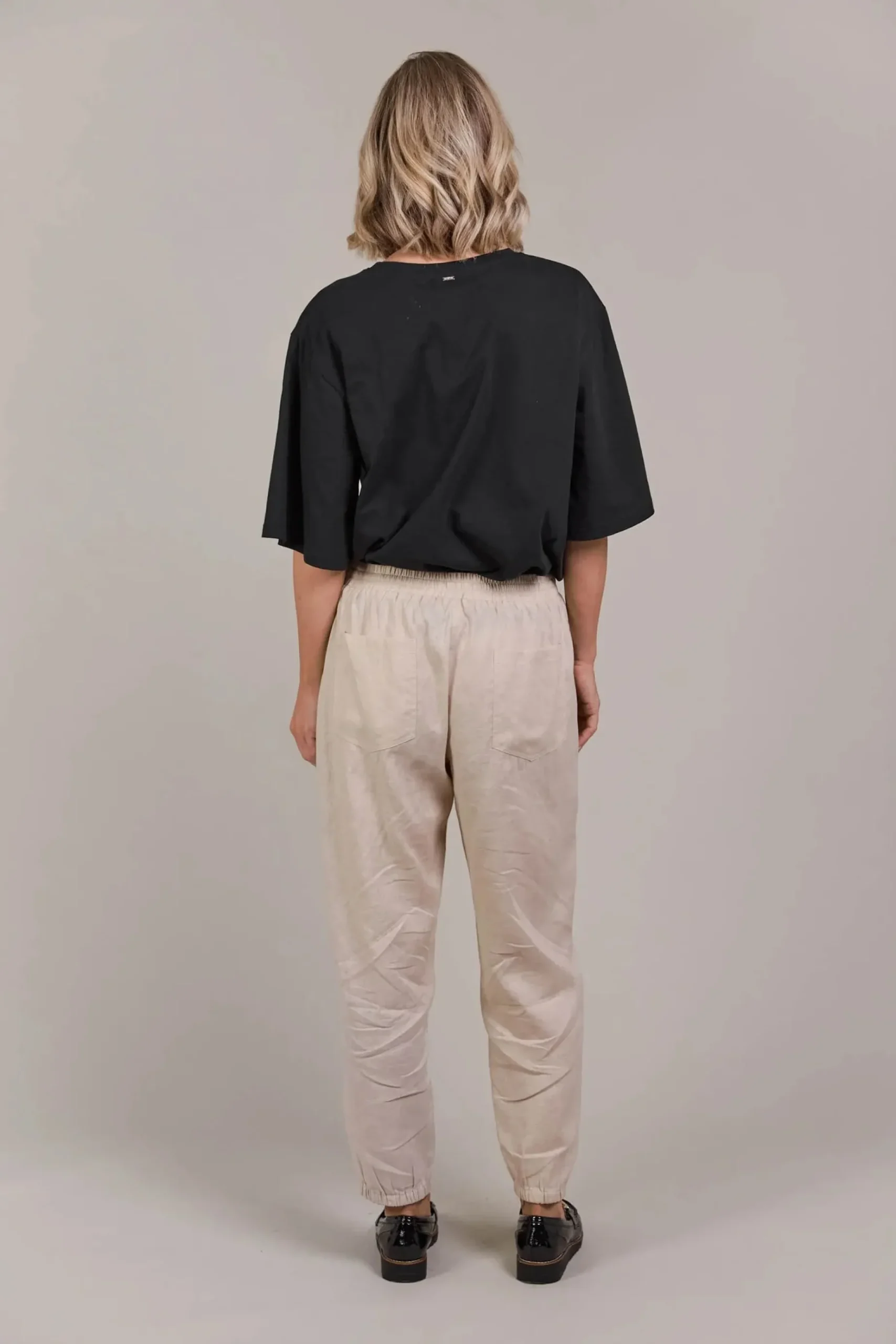 EB&IVE Laax Relaxed Pant ECRU