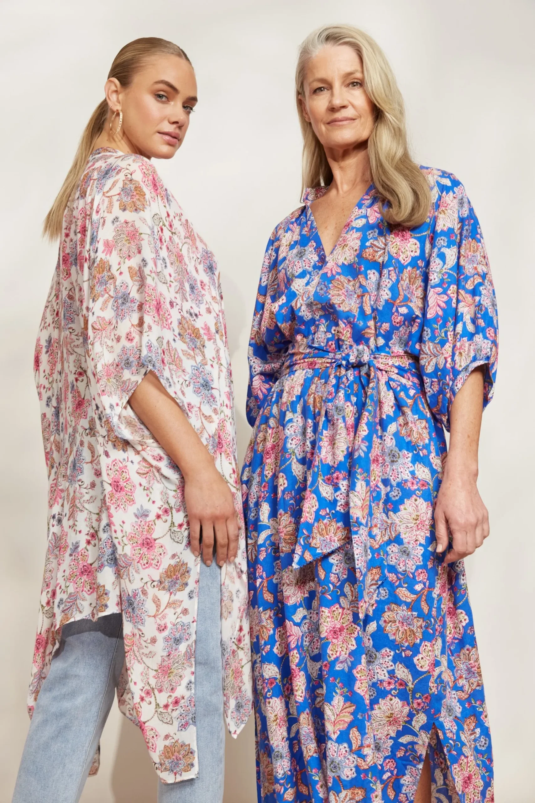 EB+IVE Seraphic Cape One Size PAISLEY
