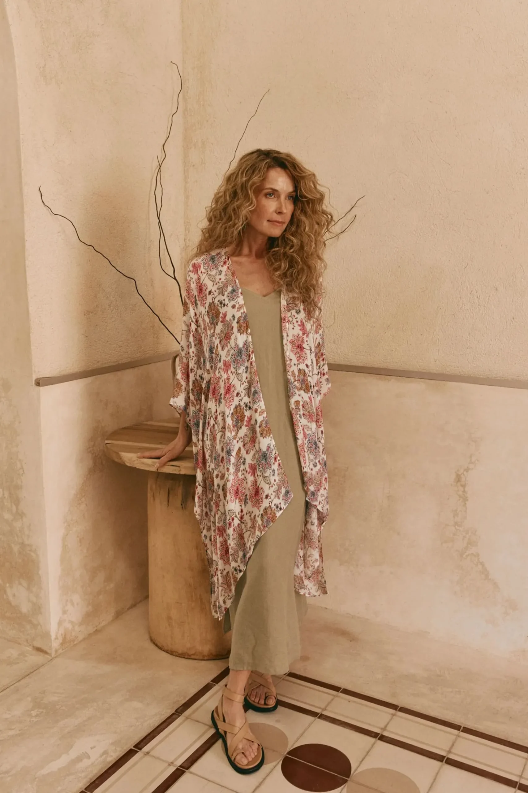 EB+IVE Seraphic Cape One Size PAISLEY