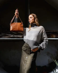 ELMS & KING Large Burbank Crossbody TAN PEBBLE