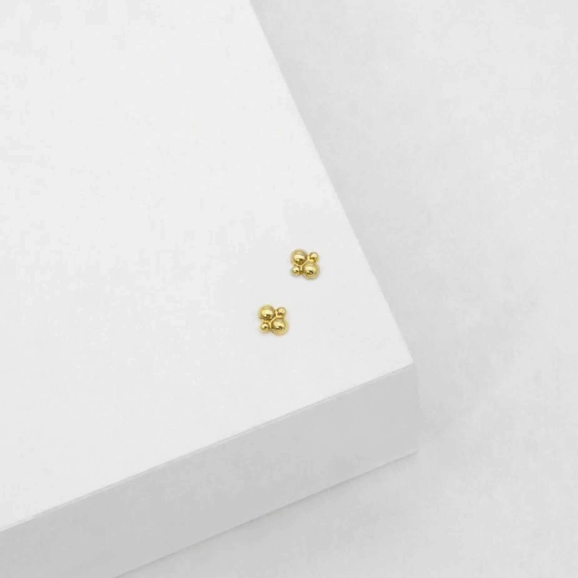 LT - Cluster Stud - GOLD
