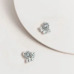 SUPER AMAZING Show Stopper Studs