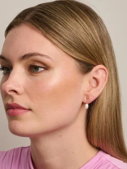 Tiger Tree Gold Pearl Bar Earring